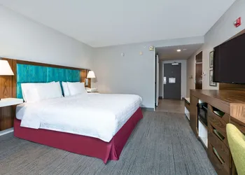 Hampton Inn Biloxi hotel thumbnail 6