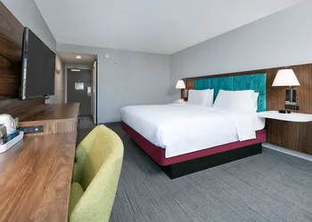 Hampton Inn Biloxi hotel thumbnail 8