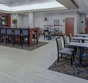 Hampton Inn Woodbridge hotel detail image 4