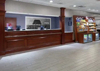 Hampton Inn Woodbridge hotel thumbnail 5