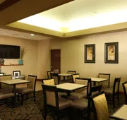 Hampton Inn Woodbridge hotel detail image 7