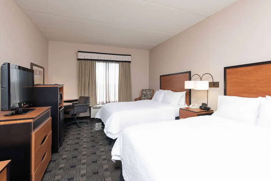 Hampton Inn and Suites Indianapolis - Fishers hotel detail image 6