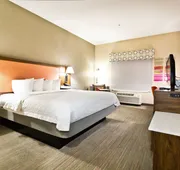 Hampton Inn & Suites Sacramento-Cal Expo hotel detail image 4
