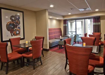 Hampton Inn Columbus-South hotel thumbnail 3