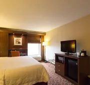 Hampton Inn Columbus-South hotel detail image 7