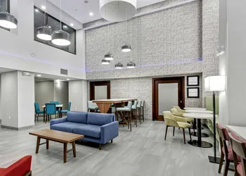 Hampton Inn Houston-Pearland hotel thumbnail 4