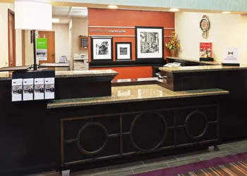 Hampton Inn by Hilton Clarksville hotel thumbnail 3