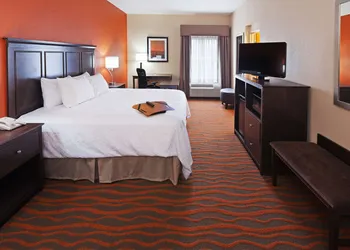 Hampton Inn by Hilton Clarksville hotel thumbnail 8