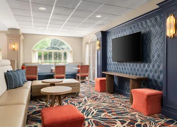Hampton Inn & Suites Newport/Middletown hotel thumbnail 2