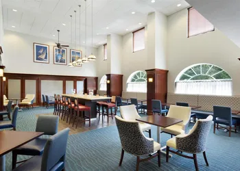 Hampton Inn & Suites Newport/Middletown hotel thumbnail 5
