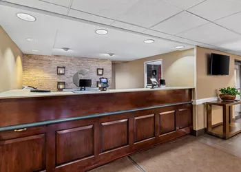 Comfort Inn & Suites Somerset - New Brunswick hotel thumbnail 2