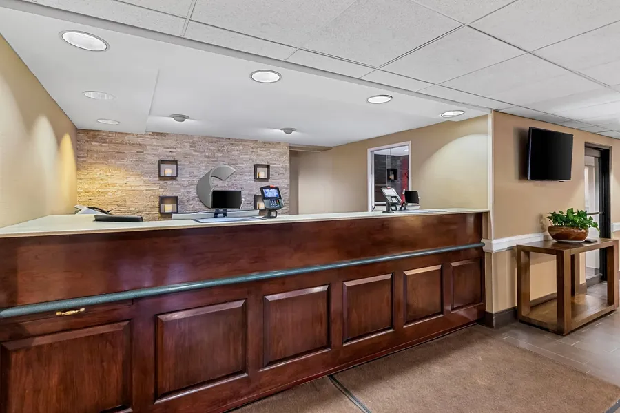 Comfort Inn & Suites Somerset - New Brunswick hotel detail image 2