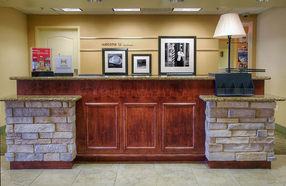 Hampton Inn Suites Altus hotel detail image 2