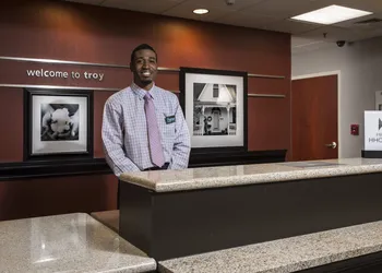 Hampton Inn by Hilton Troy hotel thumbnail 2