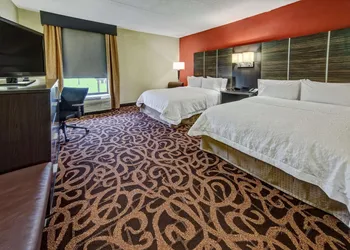 Hampton Inn Houston Baytown hotel thumbnail 7