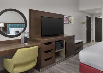 Hampton Inn Birmingham I-65/Lakeshore Drive hotel thumbnail 8