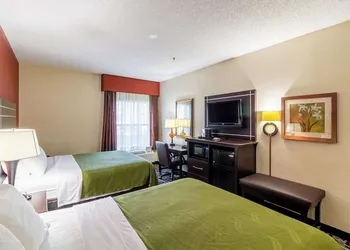 Quality Inn Texas City I-45 hotel thumbnail 5