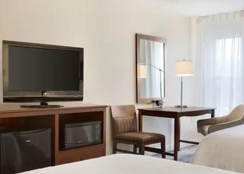Hampton Inn Fort Worth Southwest Cityview hotel thumbnail 4