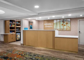 Hampton Inn Miami-Airport West hotel thumbnail 3