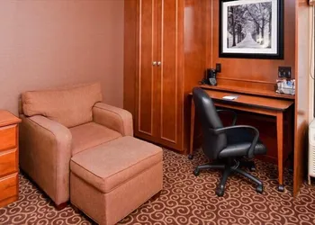 McKnight Hotel hotel thumbnail 6