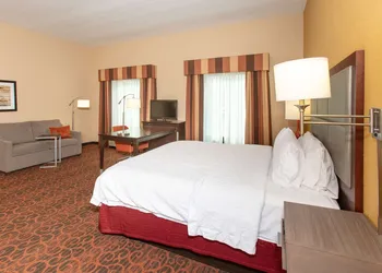 Hampton Inn Suites Jacksonville Airport hotel thumbnail 8
