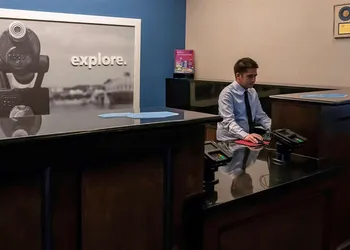 Hampton Inn Carlstadt-At The Meadowlands hotel thumbnail 2