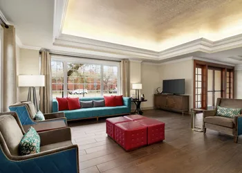 Hampton Inn New Orleans-St. Charles Ave./Garden District hotel thumbnail 4
