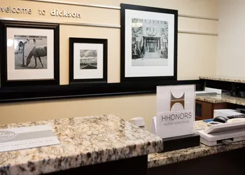 Hampton Inn Dickson hotel thumbnail 4