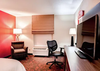 Hampton Inn St. Joseph hotel thumbnail 8
