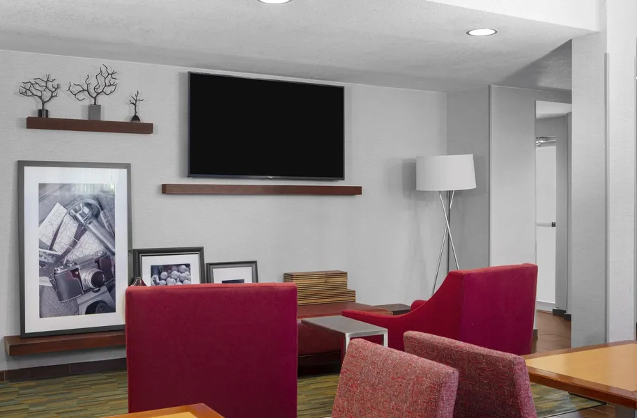 Hampton Inn Orlando/Lake Buena Vista hotel detail image 2