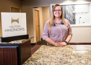 Hampton Inn Louisville-North/Clarksville hotel thumbnail 2