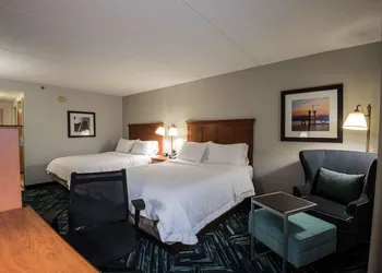 Hampton Inn Louisville-North/Clarksville hotel thumbnail 5