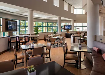 Newport Beach Marriott Bayview hotel thumbnail 3