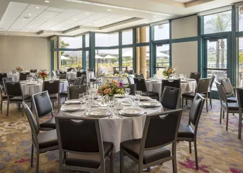 Newport Beach Marriott Bayview hotel thumbnail 8
