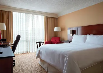 Stamford Marriott Hotel & Spa hotel thumbnail 7