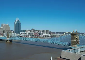 Cincinnati Marriott at RiverCenter hotel thumbnail 5