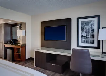Houston Marriott Westchase hotel thumbnail 7