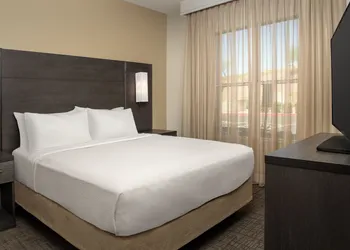 Residence Inn by Marriott Phoenix Airport hotel thumbnail 5