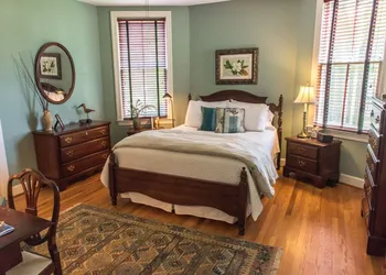 Charles Bass House Bed & Breakfast hotel thumbnail 6