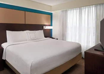 Residence Inn by Marriott Toronto Airport hotel thumbnail 4