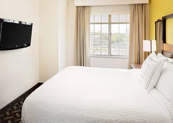 Residence Inn by Marriott Tysons hotel thumbnail 7