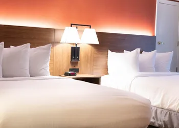 Hawthorn Suites BY Wyndham Erie hotel thumbnail 3