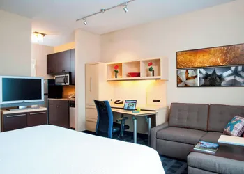 TownePlace Suites by Marriott - Des Moines Urbandale hotel thumbnail 7