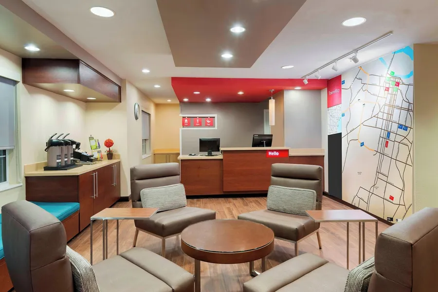 TownePlace Suites by Marriott Savannah Midtown hotel detail image 2
