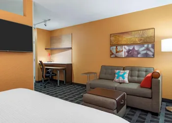 TownePlace Suites by Marriott Savannah Midtown hotel thumbnail 6