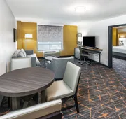 Holiday Inn Hotel & Suites Tulsa South by IHG hotel detail image 4