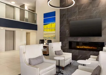 Baymont by Wyndham Owatonna hotel thumbnail 4