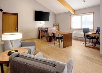 AmericInn by Wyndham Valley City - Conference Center hotel thumbnail 3