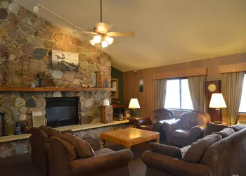 Baymont by Wyndham Kasson Rochester Area hotel thumbnail 2
