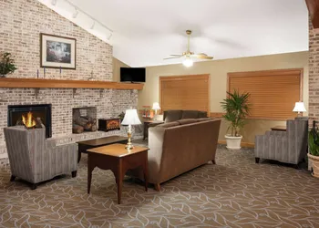 AmericInn by Wyndham Webster City hotel thumbnail 2